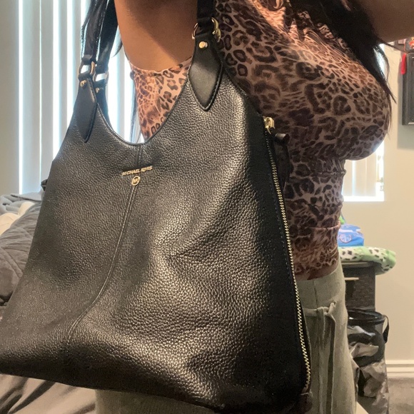 Black leather Michael kors hobo bag - Picture 1 of 6